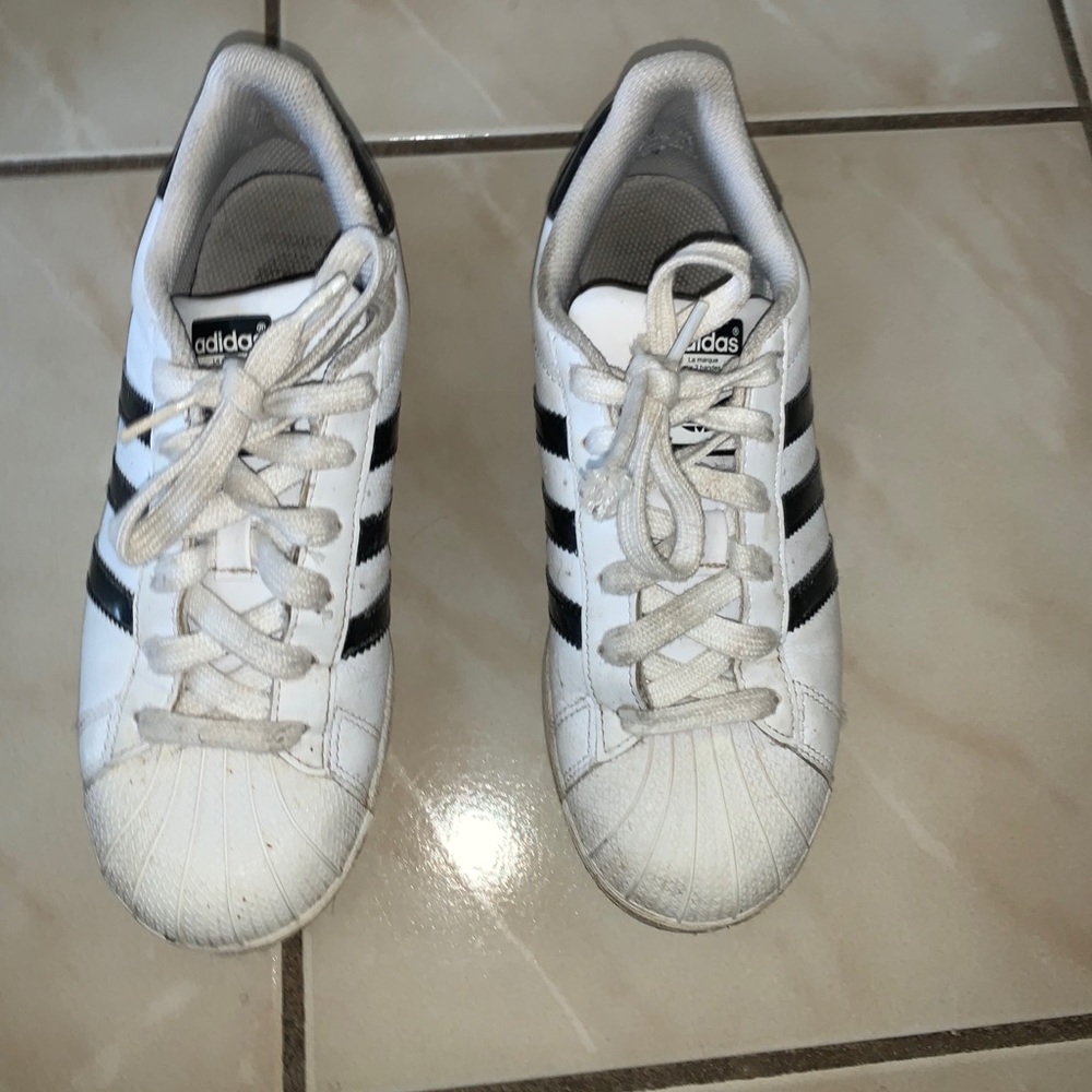 Adidas superstars - Picture 4 of 11